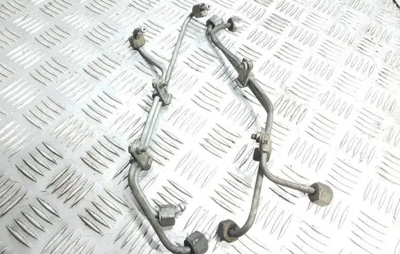 Ford Focus Fuel injector supply line/pipe 