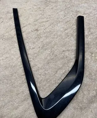 BMW X6 G06 Rear side glass trim 7446224