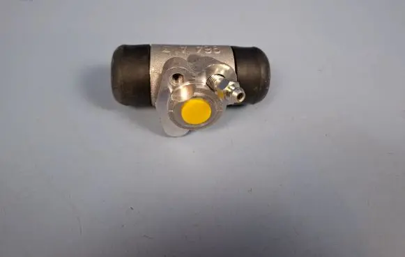 Toyota Echo Rear brake cylinder 4755052011