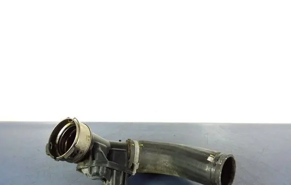 Volvo XC60 Air intake hose/pipe 31422061