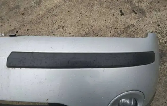 Ford Mondeo Mk III Front bumper splitter molding