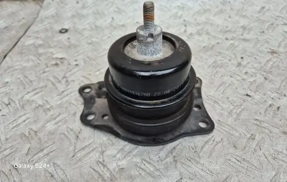 Volkswagen Polo V 6R Engine mount bracket 6Q0199262BF 6Q0199167AB