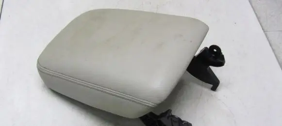 Honda CR-V Armrest