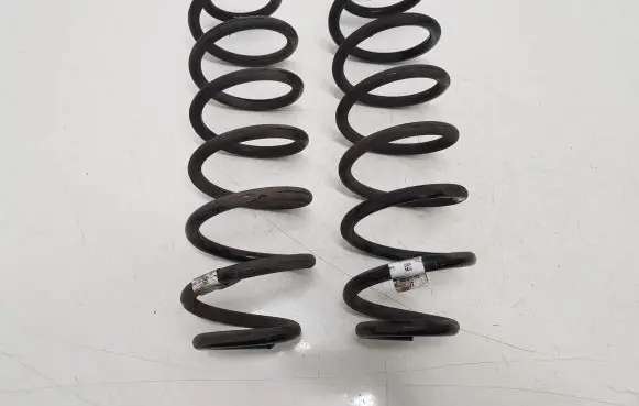 Volkswagen Golf VII Rear coil spring 5Q0511115