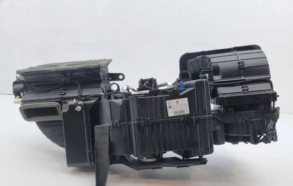 Jeep Grand Wagoneer Interior heater climate box assembly 68408753AD A4443370980 AA4433709803