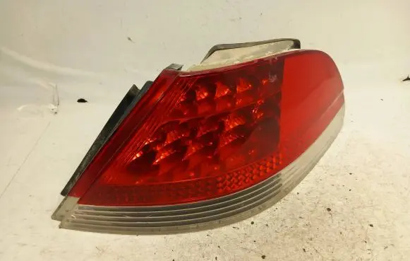 BMW 7 E65 E66 Rear/tail lights 155514