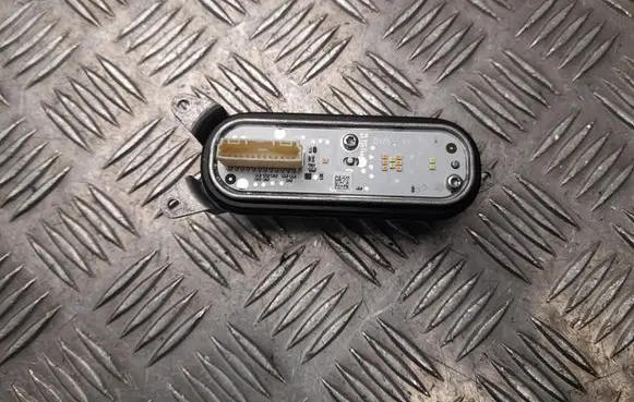 Renault Clio V Light module LCM MK10810653