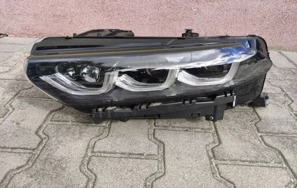 Maserati Levante LED Daytime headlight 00505643940 31F2T01