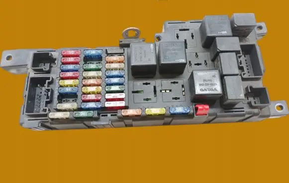 Volvo S60 Fuse box set 8637841-PETROL