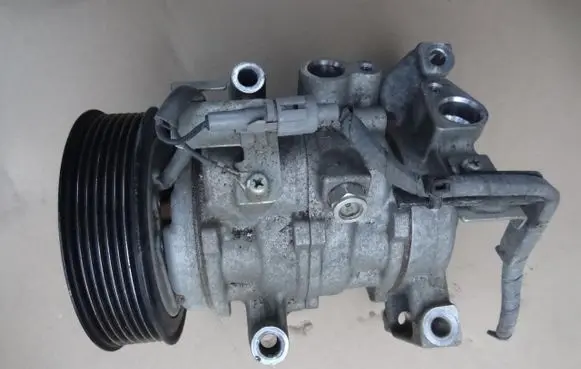 Toyota Hilux VIII Air conditioning (A/C) compressor (pump) XI447280-5460
