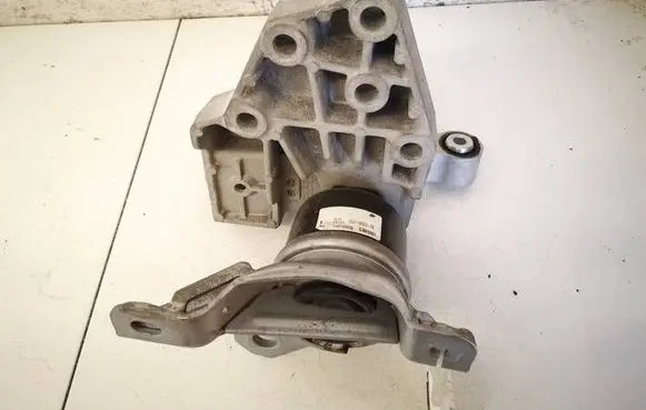 Land Rover Discovery Sport Engine mount bracket BJ326F012AB