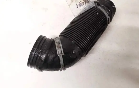 Skoda Octavia Mk2 (1Z) Air intake hose/pipe