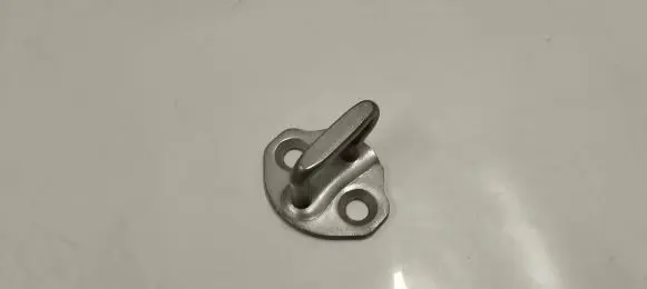 BMW 1 F40 Rear door lock loop/hook striker 7446788