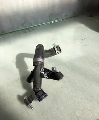 Mercedes-Benz GLA H247 Engine coolant pipe/hose A2822009200