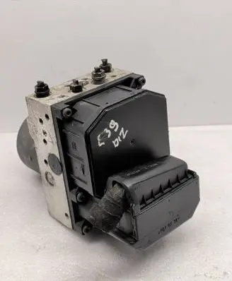 BMW 5 E39 ABS Pump 6758971 6958969 0265950002