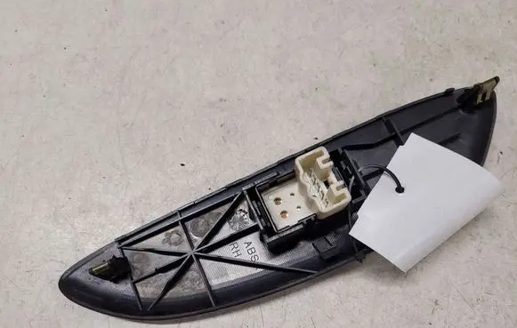 Toyota Yaris Electric window control switch