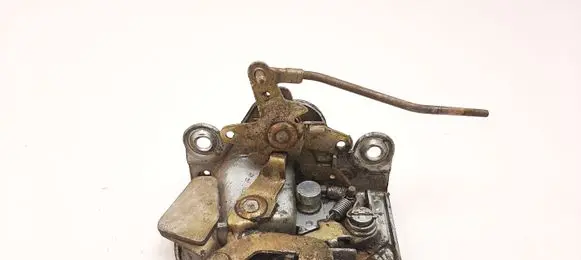Mercedes-Benz COMPAKT W115 Front door lock