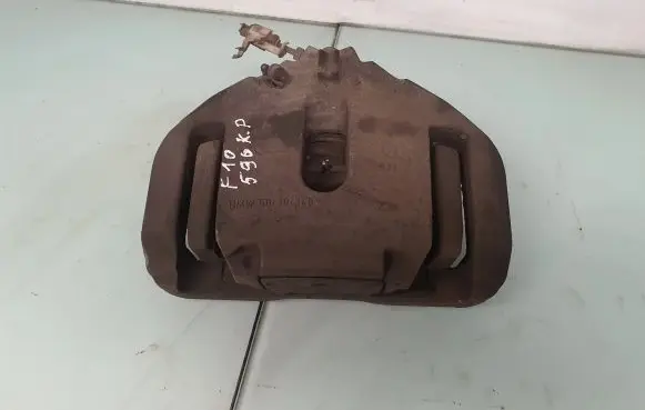 BMW 5 F10 F11 Front brake caliper 6786817 34116786817
