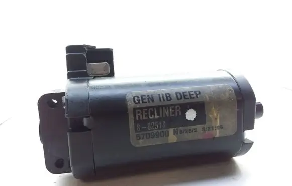 Chrysler 300M Seat adjustment motor 5709900 882518