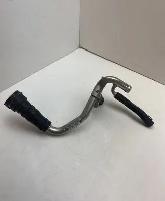 Volkswagen PASSAT B8 Water drain line hose 03N121060J