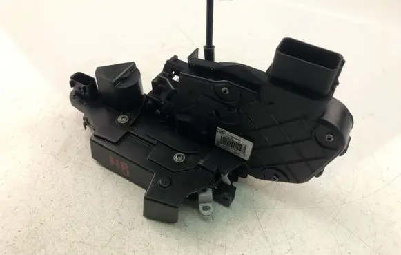 Volvo V70 Rear door lock 31253923