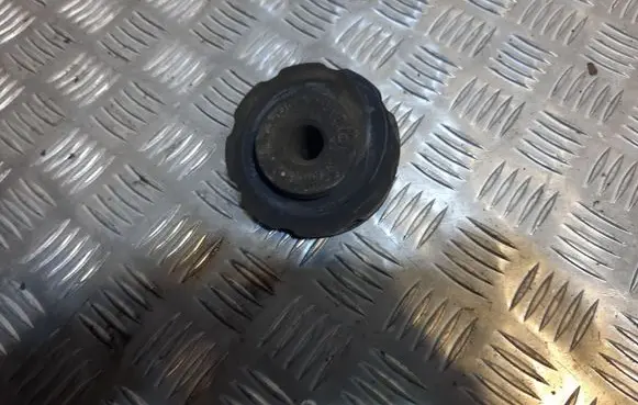 Audi Q5 SQ5 Rear coil spring rubber mount 8K0512149C
