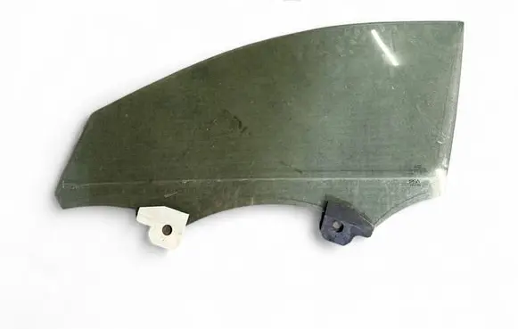 Opel Astra L Front door window glass four-door