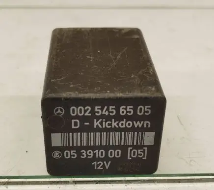 Mercedes-Benz E W124 Other relay 0025456505
