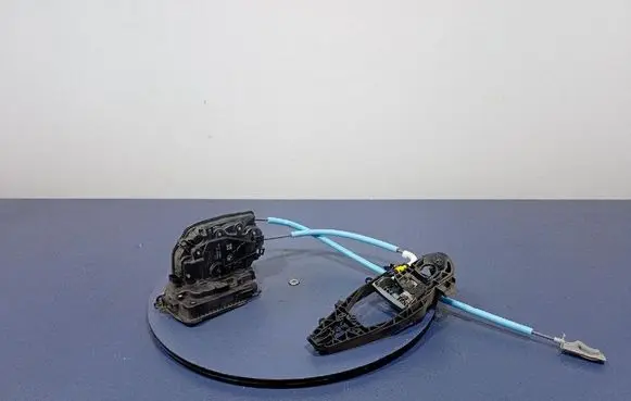 BMW X5 E53 Front door lock 9464890