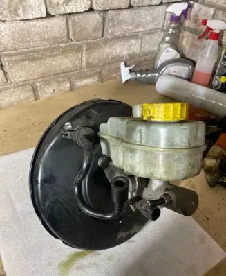 Volkswagen Polo V 6R Brake booster 6R1614105G 150611