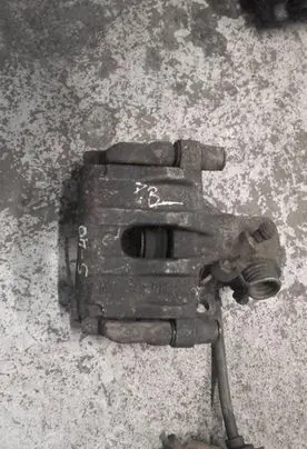 Volvo S40, V40 Rear brake caliper