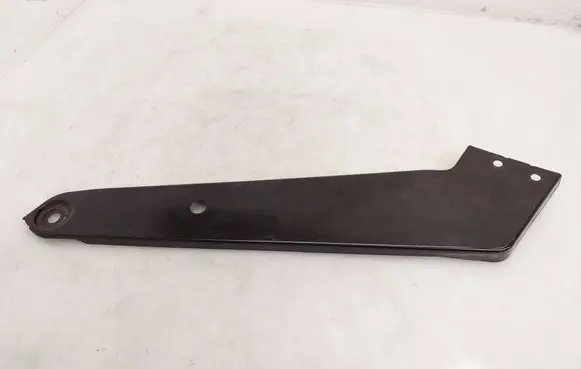 Volkswagen PASSAT B8 Radiator support slam panel bracket 3G0805932