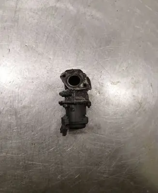 Peugeot 5008 EGR valve 9672880080 021100363 V29006960