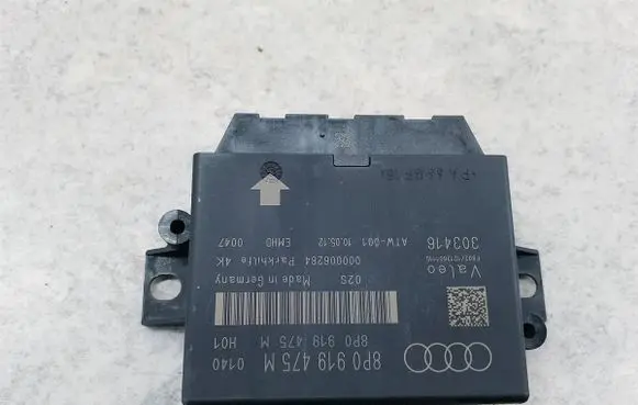 Audi A3 S3 8P Parking PDC control unit/module 8P0919475M