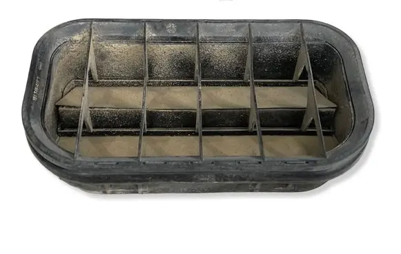 Audi Q7 4L Quarter panel pressure vent 4A0819181