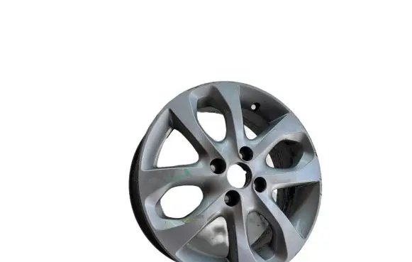 Nissan Micra R15 alloy rim 
