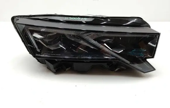 Skoda Octavia Mk4 Headlight/headlamp 5E4941036 992941572AH