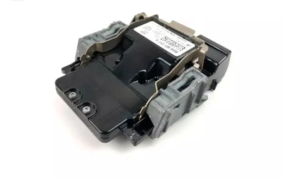 Windshield/windscreen camera