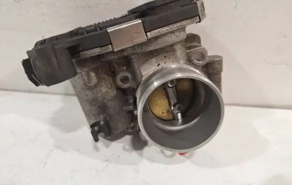 Opel Corsa E Throttle body valve 55562270