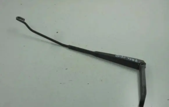 Honda Accord Front wiper blade arm 671188
