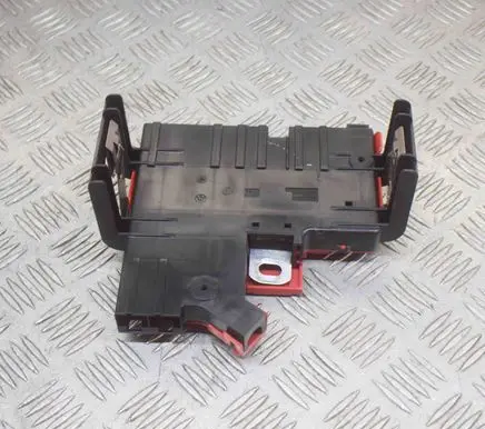 BMW 5 F10 F11 Current control relay 9240490