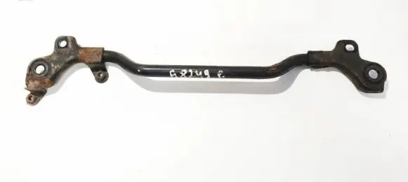 Subaru Legacy Engine mounting bracket