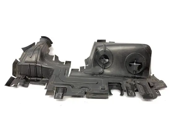 Audi Q7 4M Intercooler air guide/duct channel 4M0121283