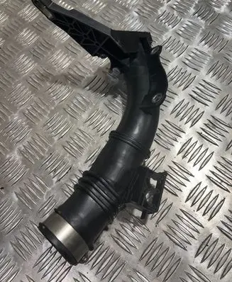 Volvo V60 Intercooler hose/pipe AV6Q9351BC