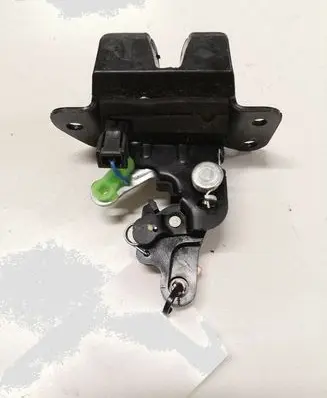 KIA Sportage Loading door lock