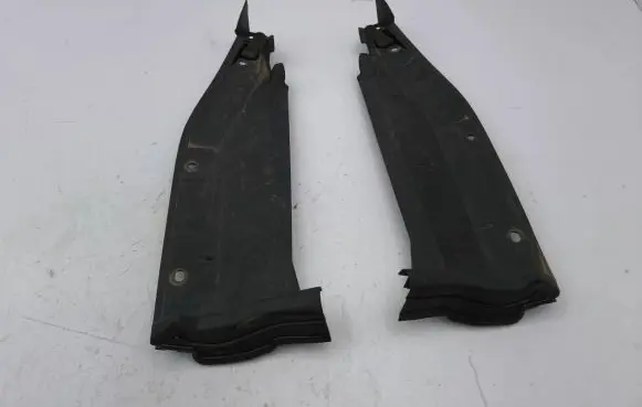 Audi A3 8Y Other engine bay part 8Y0821169 8Y0821170