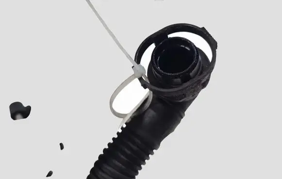 Skoda Octavia Mk2 (1Z) Air intake hose/pipe 3C0129654M