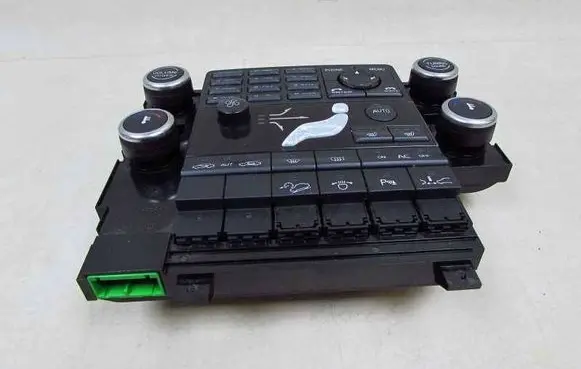 Volvo V70 Climate control unit 30774366 56911