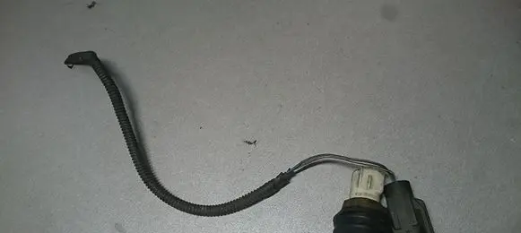 Ford Mondeo Mk III Intake air temperature sensor F20F12A697AA