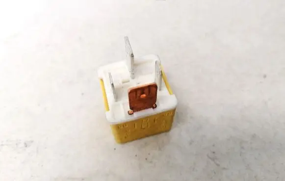 Volvo S70 V70 V70 XC Other relay 4RA00351075 4RA003510-75